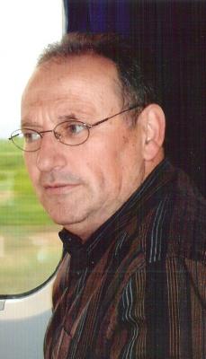 20090128110553-papa.jpg
